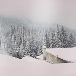 Black Horse Guest house