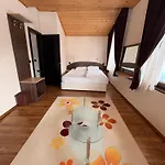 Black Horse Guest house 3*