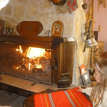 Black Horse Guest house 3*
